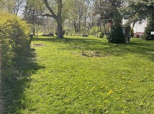 216 Goodnow Blvd, Round Lake, IL 60073