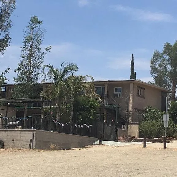 1400 W Lakeshore Dr — Photo 3