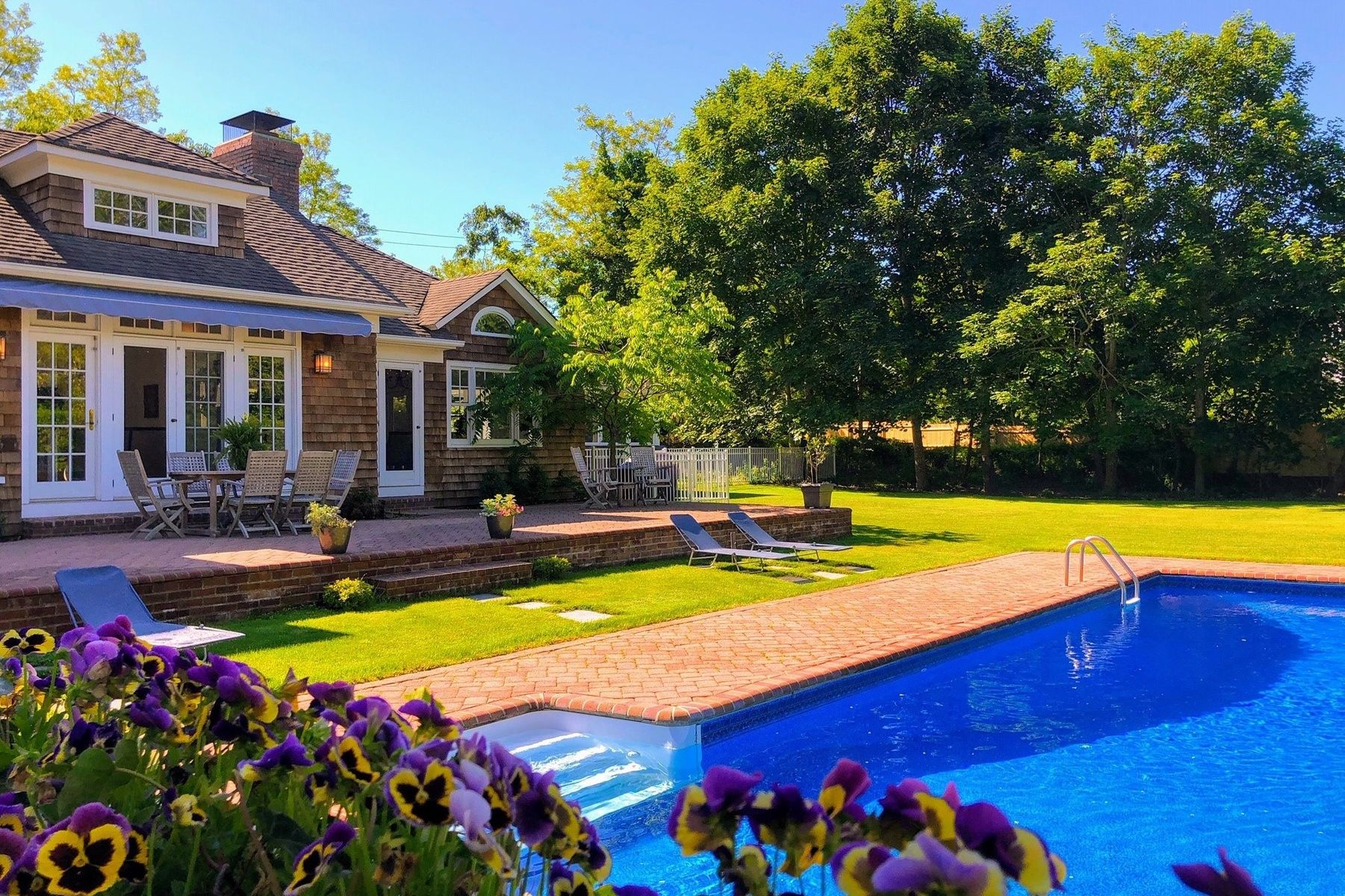 139 Ln, Southampton, NY 11968 Out East