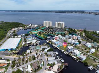 933 Lighthouse Lagoon Ct, Panama City Beach, FL 32407