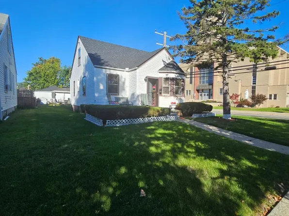 7451 Grandville Ave, Detroit, MI 48228