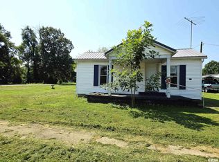 705 W Raymond St, Harrisburg, IL 62946