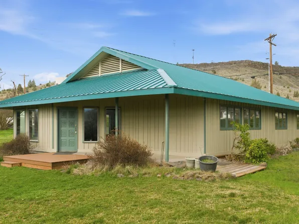 615 Timber Ln, Maupin, OR 97037