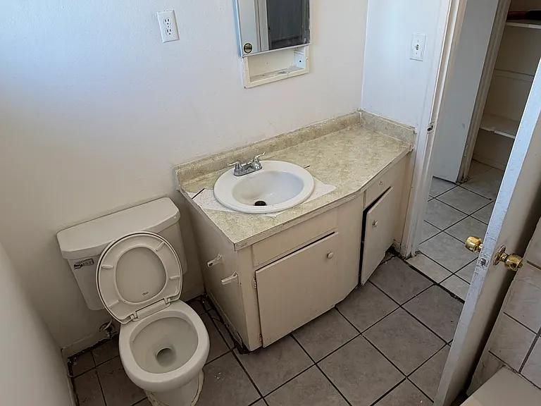536 North Cir #4 — Photo 17