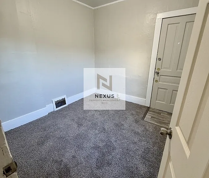 13210 Carrington Ave — Photo 8