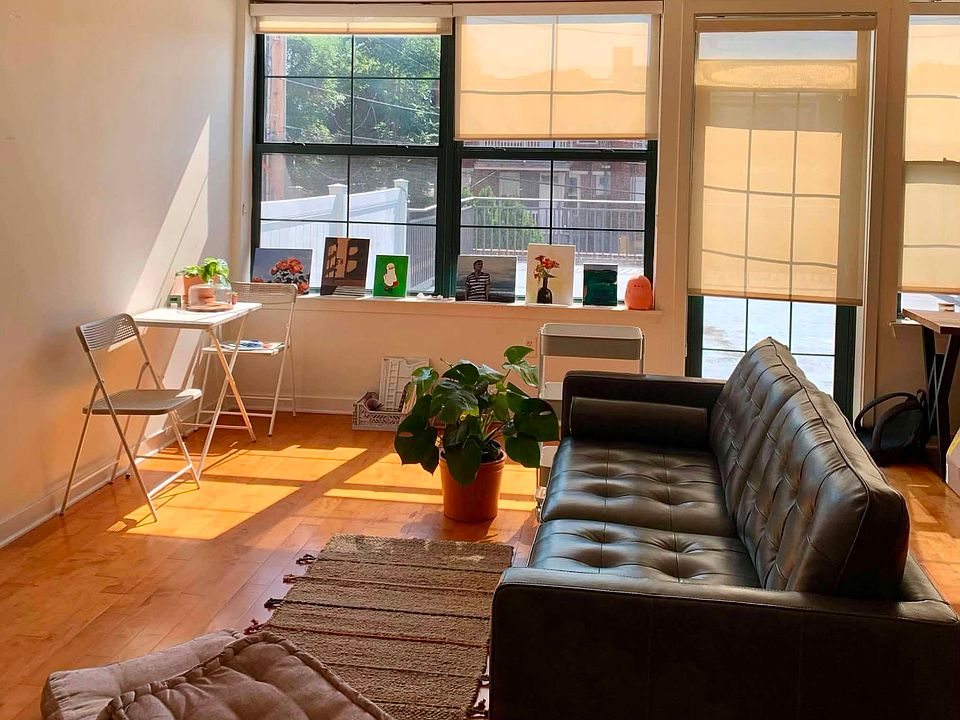 1st image of 3201 Saint Paul St Unit 120