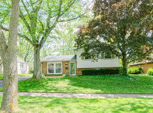 731 Blackhawk Dr, University Park, IL