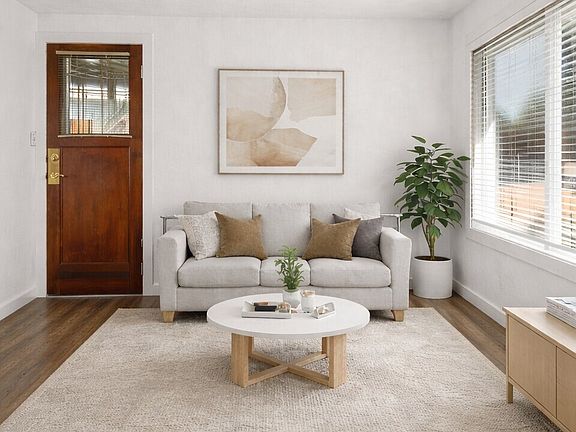 3rd image of 3300 NE 7th Place