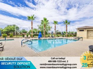 724 E Lark St #102, Gilbert, AZ 85297