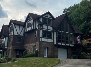 305 Briarwood, Indiana, PA 15701