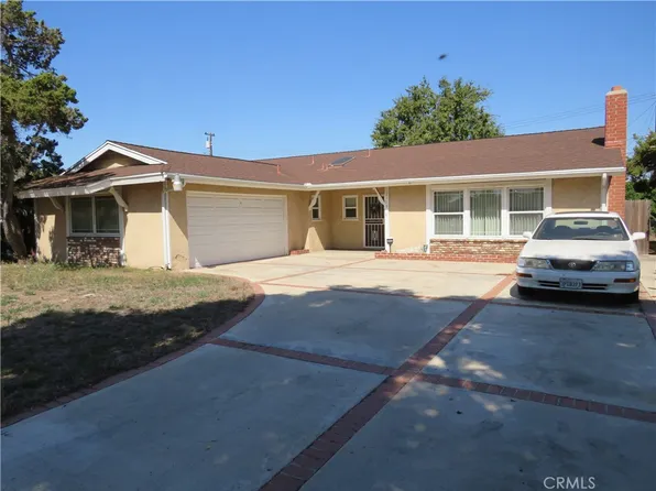2105 E Bangor Way, Anaheim, CA 92806