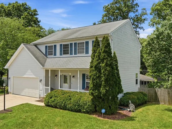 2701 Cotoneaster Ct, Waldorf, MD 20601
