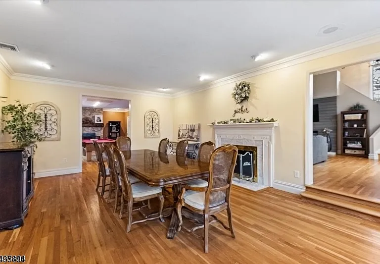 167 Douglas Rd — Photo 4
