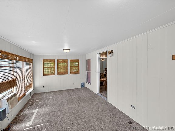3rd image of 9207 N 447th Rd