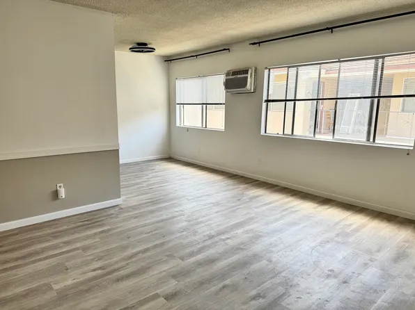 175 N Catalina Ave #3, Pasadena, CA 91106