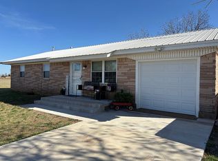 31132 County Street 2470, Carnegie, OK 73015