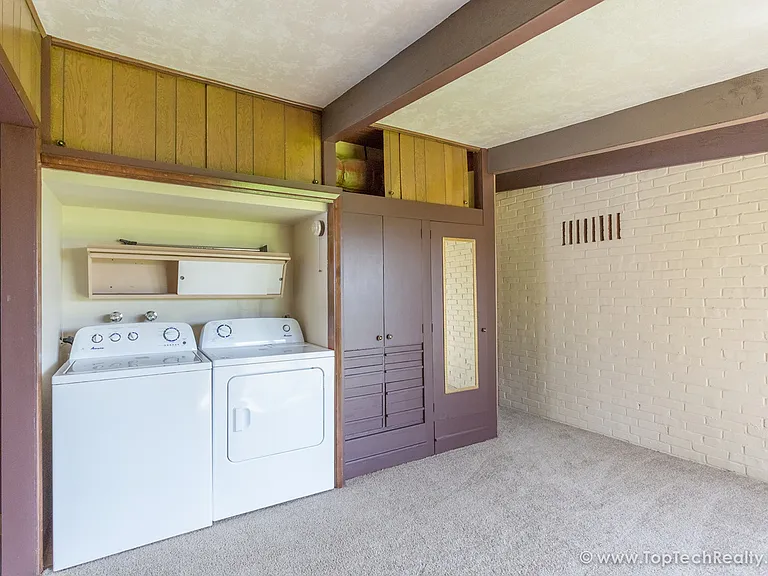 675 NW 123rd Ave — Photo 16