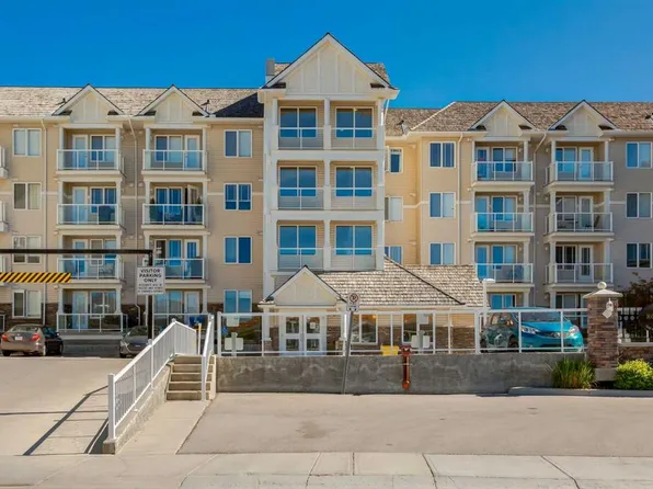 500 S Rocky Vista Gdns NW #132, Calgary, AB T3G 0C3