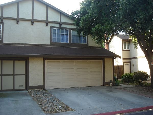 1st image of 1741 Creekstone Cir