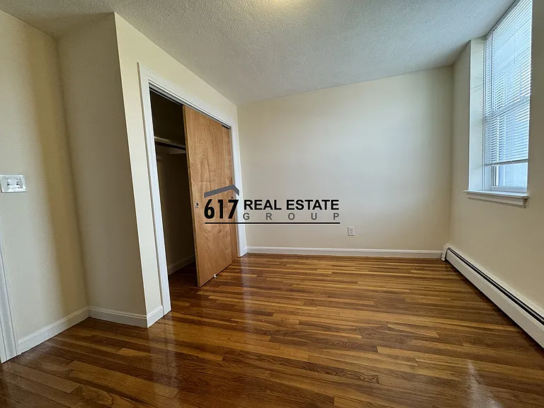 1803 N Beacon St — Photo 5