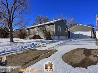 906 Payne Ave, Casper, WY 82609