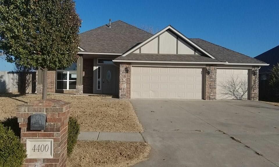 1st image of 4400 Melrose Dr