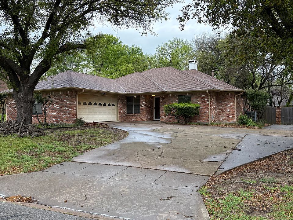 1st image of 1711 Skyline Dr