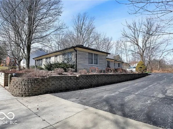 760 W Pine St, Zionsville, IN 46077