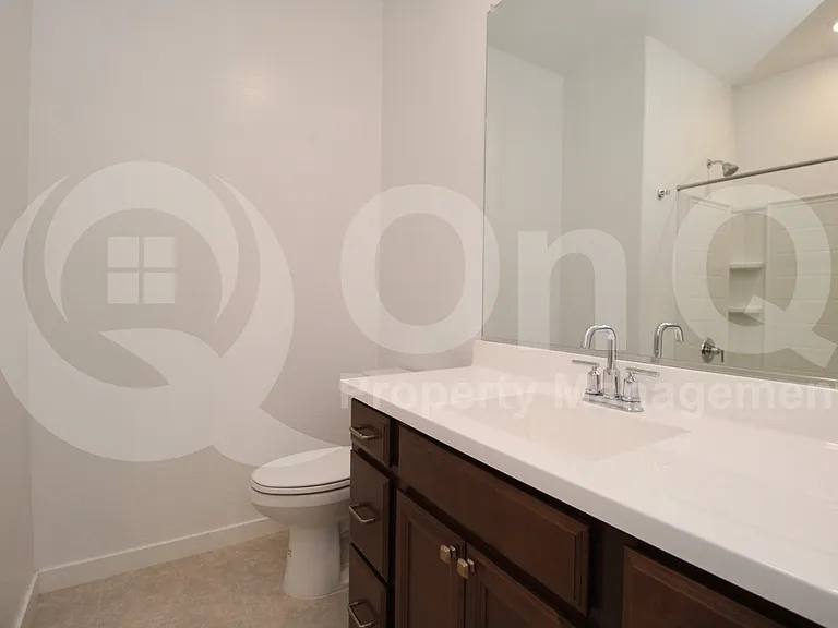 1158 E Sabino Dr — Photo 20