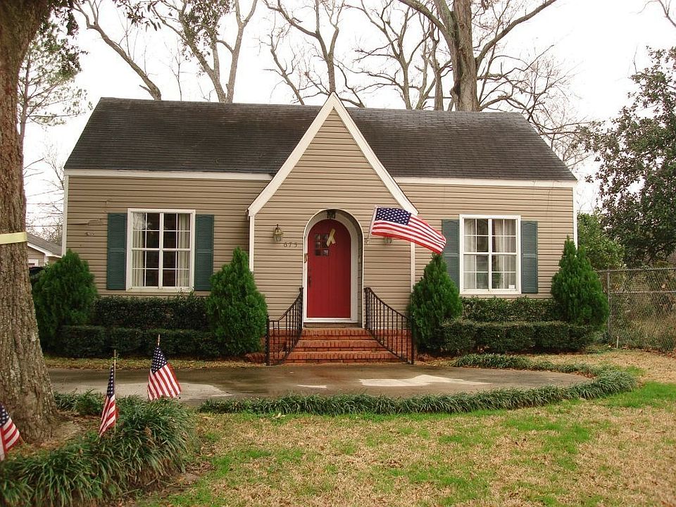 1st image of 675 N 23rd St