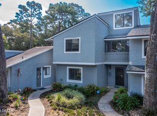 704 Saint Matthew Cir, Altamonte Springs, FL 32714