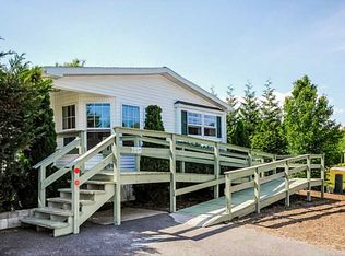 65 Campbell Cir, East Greenwich, RI 02818