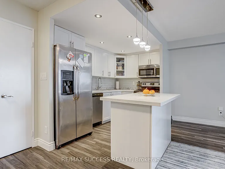 145 Hillcrest Ave #713 — Photo 20