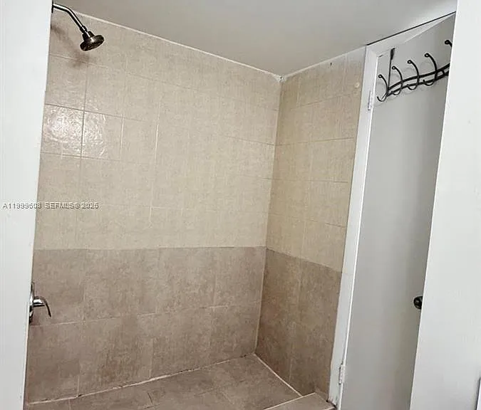 17650 NW 68th Ave #A2001 — Photo 23