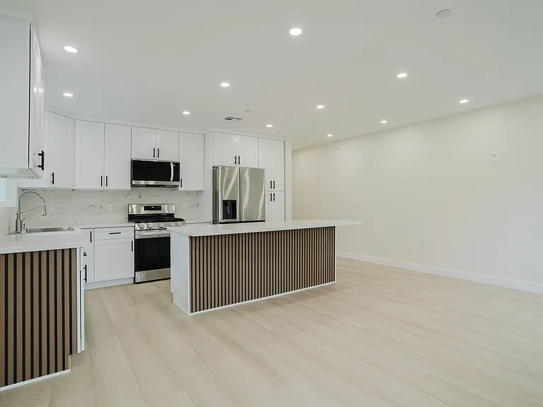 5740 N Beck Ave — Photo 12
