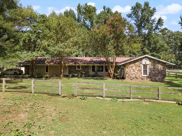 775 Helene Dr, Arlington, TN 38002