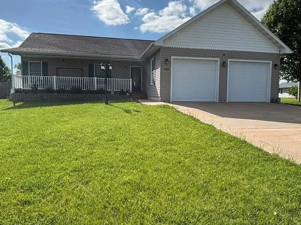 2900 Breezewood Dr, Kirksville, MO 63501