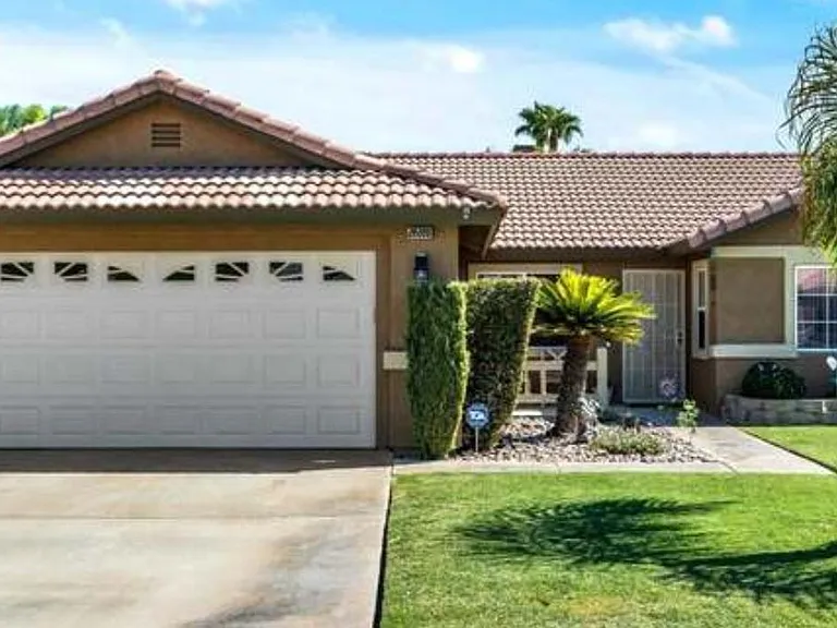 80595 Willow Ln — Photo 1