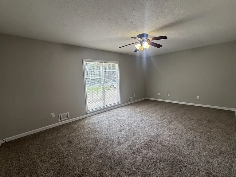 965 Hillview Rd — Photo 18