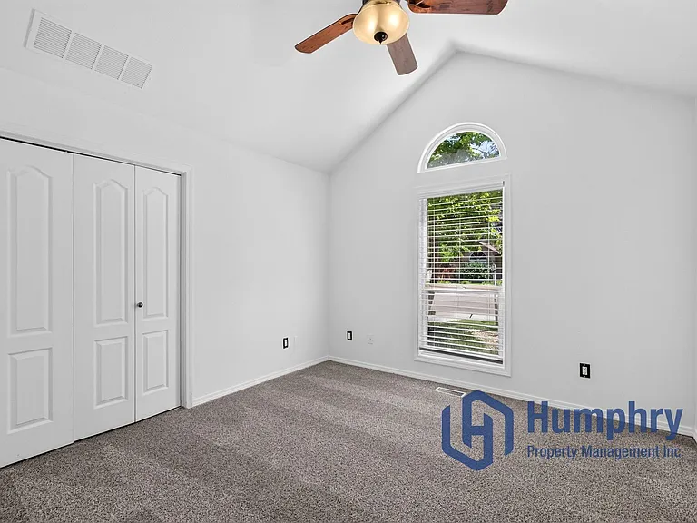 1948 E Cypress Point Dr — Photo 28