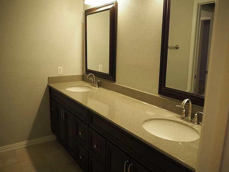 2105 Friar Ct — Photo 25