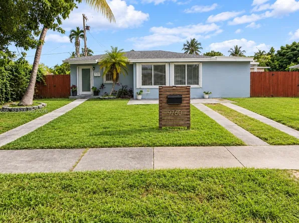 9760 Jamaica Dr, Cutler Bay, FL 33189