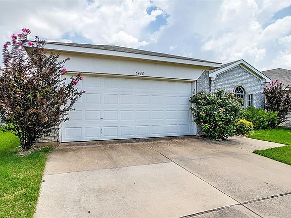 2nd image of 6432 Bay Lake Dr