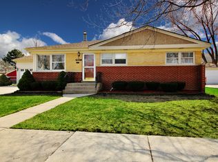 9317 Osceola Ave, Morton Grove, IL 60053