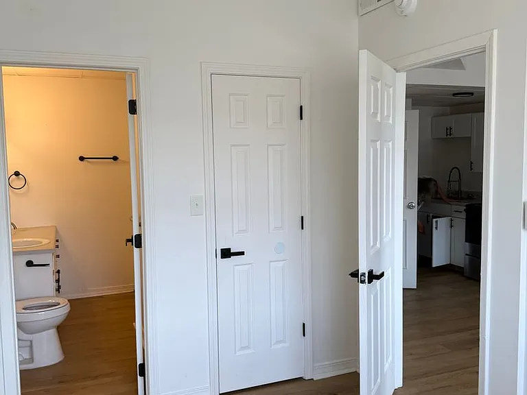 Park Place Apartments — Photo 58