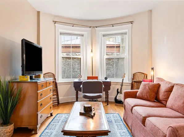 38 Winchester St APT 2, Brookline, MA 02446