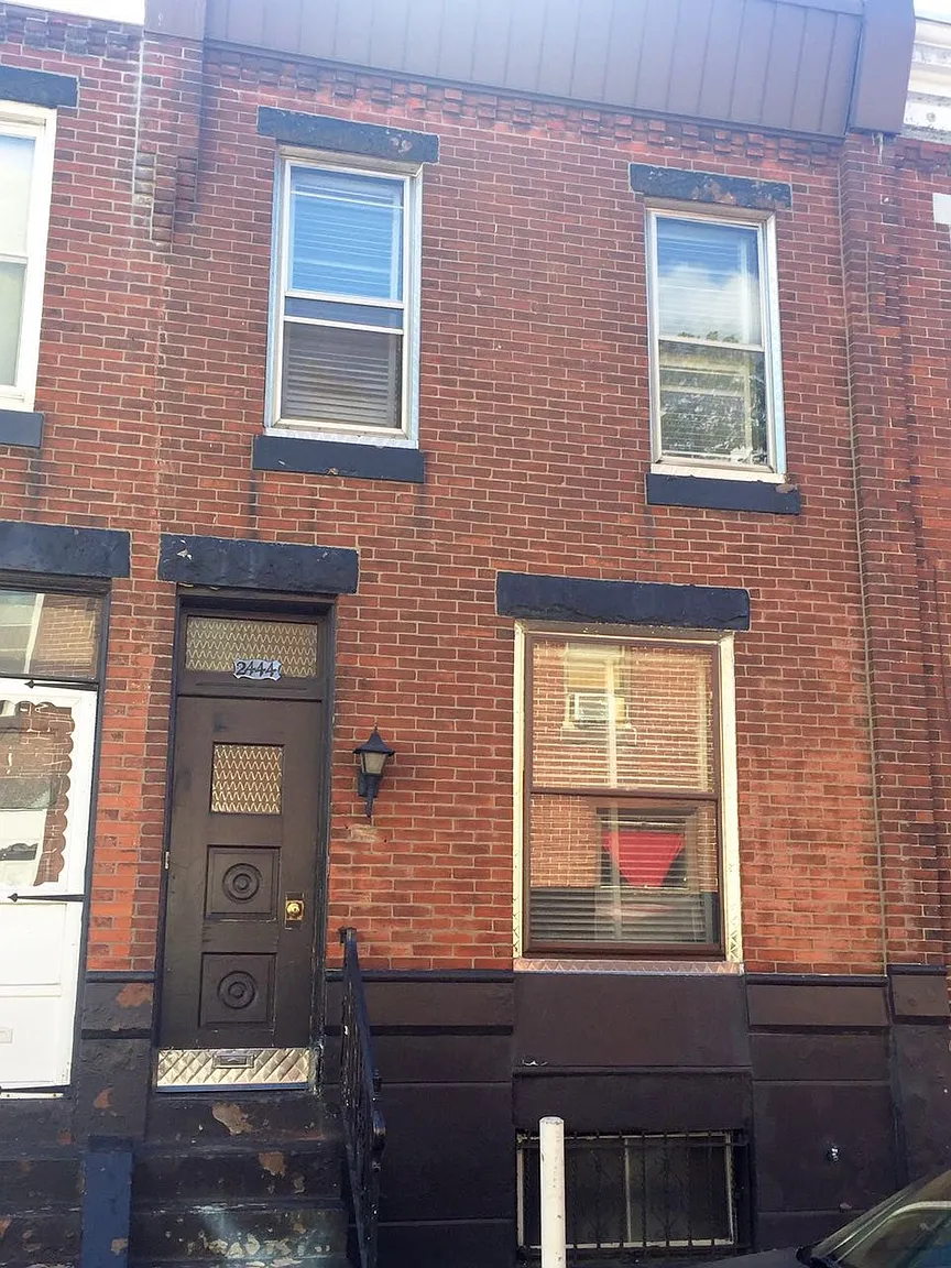 2444 S Sheridan St photo 1