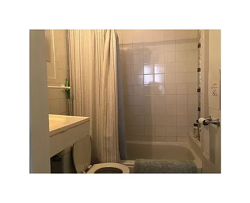 Rented by Douglas Elliman | media 16