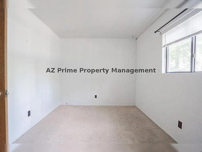 5383 Glenwood Ln — Photo 18