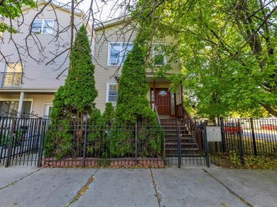 1748 N Saint Louis Ave, Chicago, IL, 60647